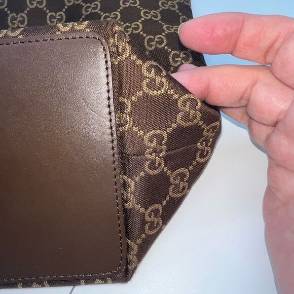 Gucci Brown Monogram Tote Bag - Picture 10 of 14